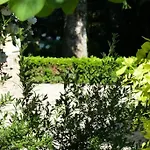 Villino Di Porporano Bed & Breakfast 4*
