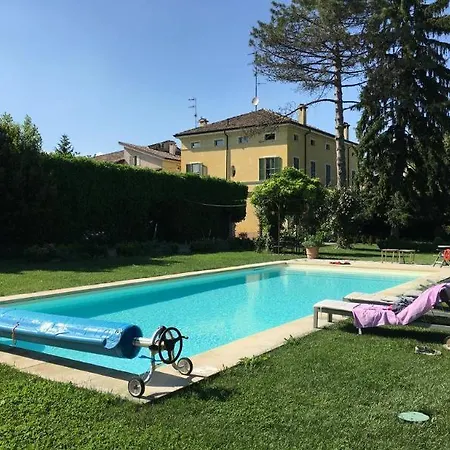לינה וארוחת בוקר Villino Di Porporano 2*